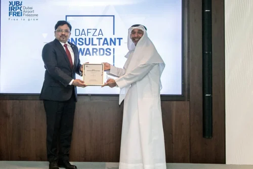 Receiving Best Business Setup Consultant Award from DAFZA, Dubai