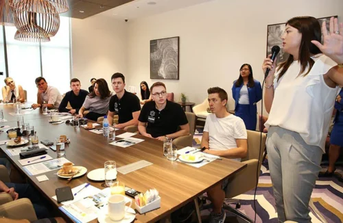 Ms Marina Ankusheva, Business Co-ordinator at Aurion delivering a brief lecture about Aurion to the investors from Ukraine.